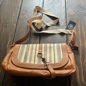 NWT - Volcom Tan and Cream Women's Hidden Agenda Bag